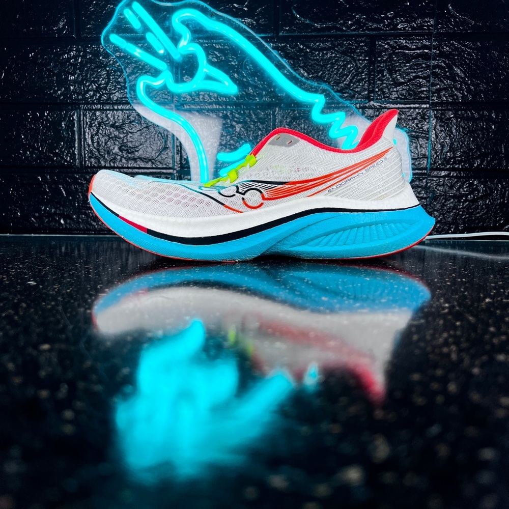 Saucony Endorphin Speed 5 Men’s Walking Marathon Running Plated Shoes White - 9